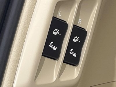 2023 Toyota LAND CRUISER PRADO — миниатюра 38