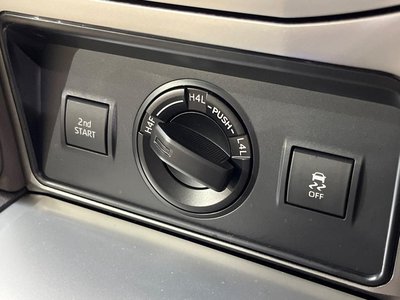 2023 Toyota LAND CRUISER PRADO — миниатюра 35