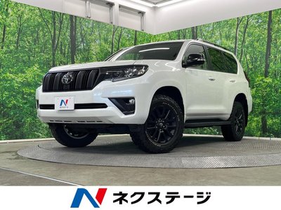 2023 Toyota LAND CRUISER PRADO photo 1