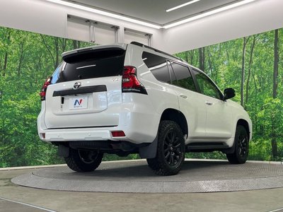2023 Toyota LAND CRUISER PRADO — миниатюра 17
