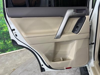 2023 Toyota LAND CRUISER PRADO — миниатюра 41