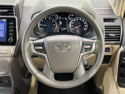 2023 Toyota LAND CRUISER PRADO — миниатюра 11