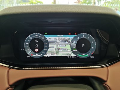 2025 LAND Rover RANGE ROVER EVOQUE — миниатюра 15