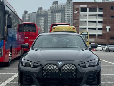 BMW I4 - 1