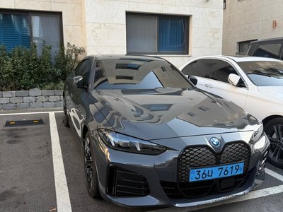 2025 BMW I4 缩略图 13