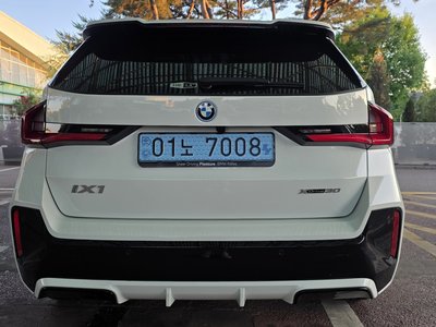 BMW IX1 - 6