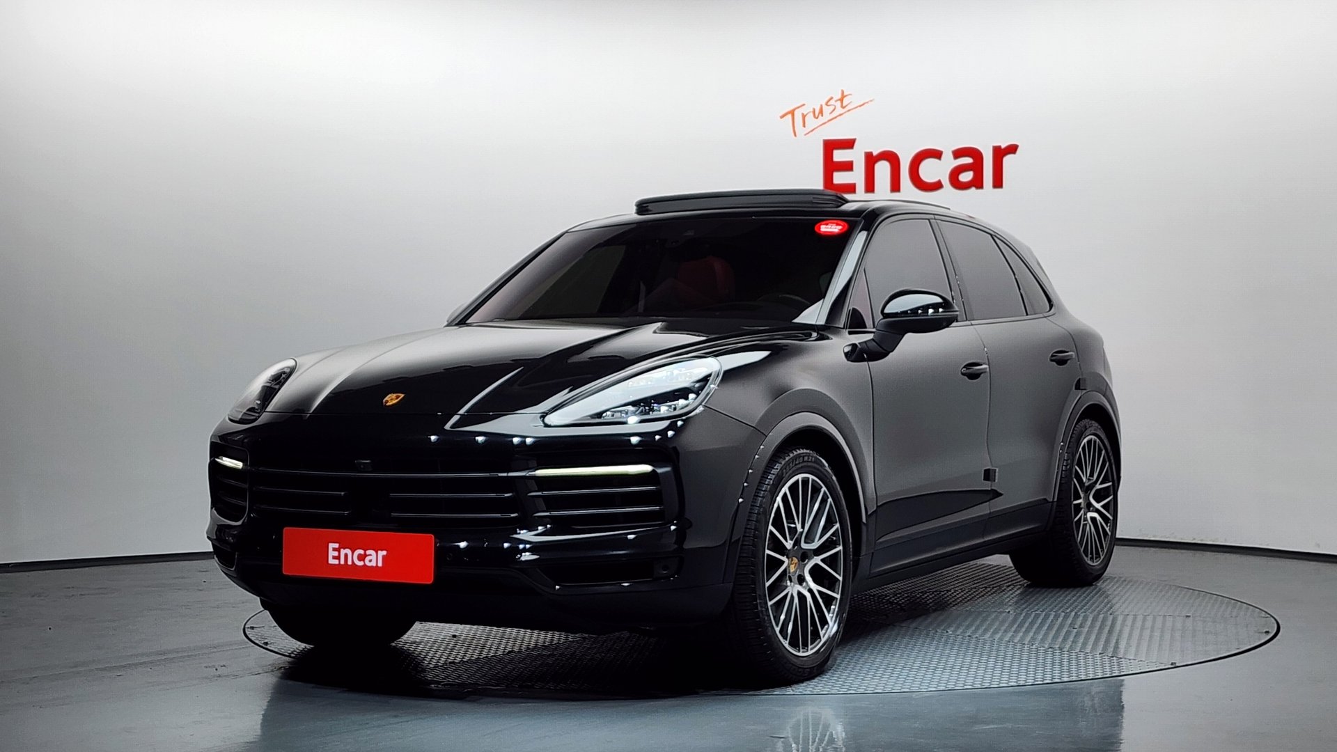 PORSCHE CAYENNE - View 1