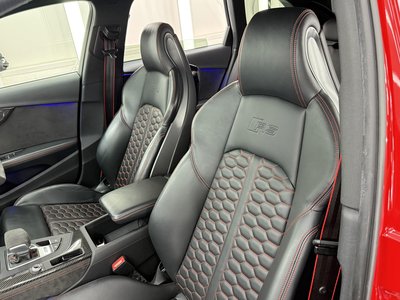 2019 AUDI RS4 AVANT — миниатюра 32