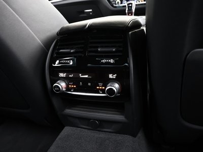 2018 BMW M5 缩略图 18