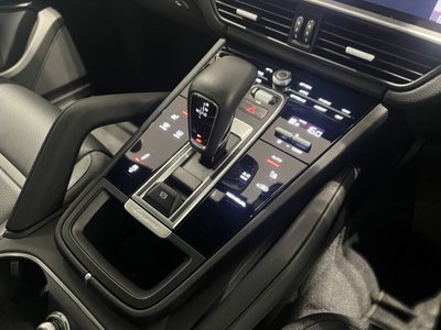 2021 Porsche CAYENNE — миниатюра 13