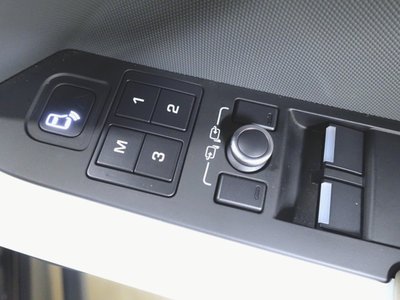 2021 LAND Rover DEFENDER 缩略图 21