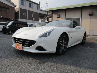 FERRARI CALIFORNIA T