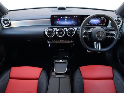 صورة 4 لـ 2025 Mercedes-BENZ A-CLASS