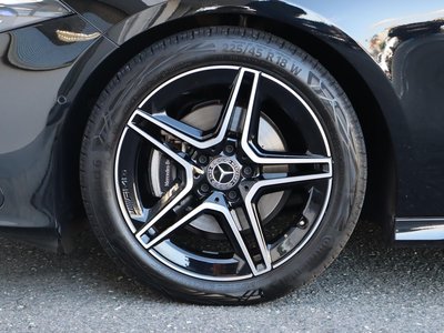 صورة 16 لـ 2025 Mercedes-BENZ A-CLASS