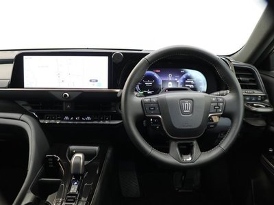 TOYOTA CROWN SPORT - 9