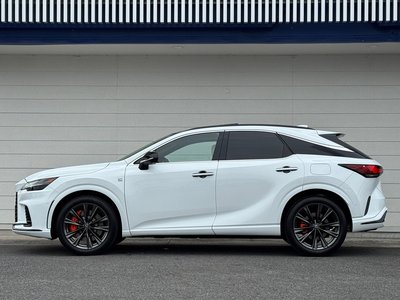 2025 Lexus RX — миниатюра 18