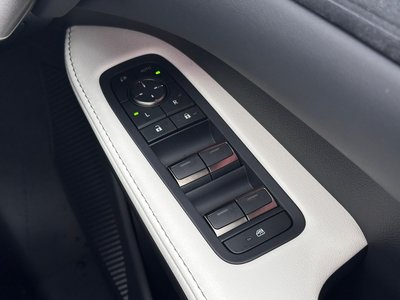2025 Lexus RX — миниатюра 51