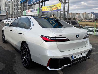 2024 BMW 7 SERIES 照片 2