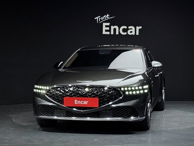 صورة 2 لـ 2023 Genesis G90 (RS4)