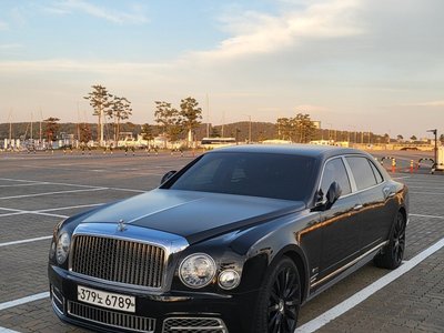 BENTLEY MULSANNE - 1