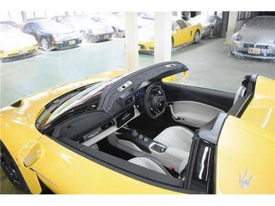 2023 Maserati MC20 CIELO — миниатюра 24