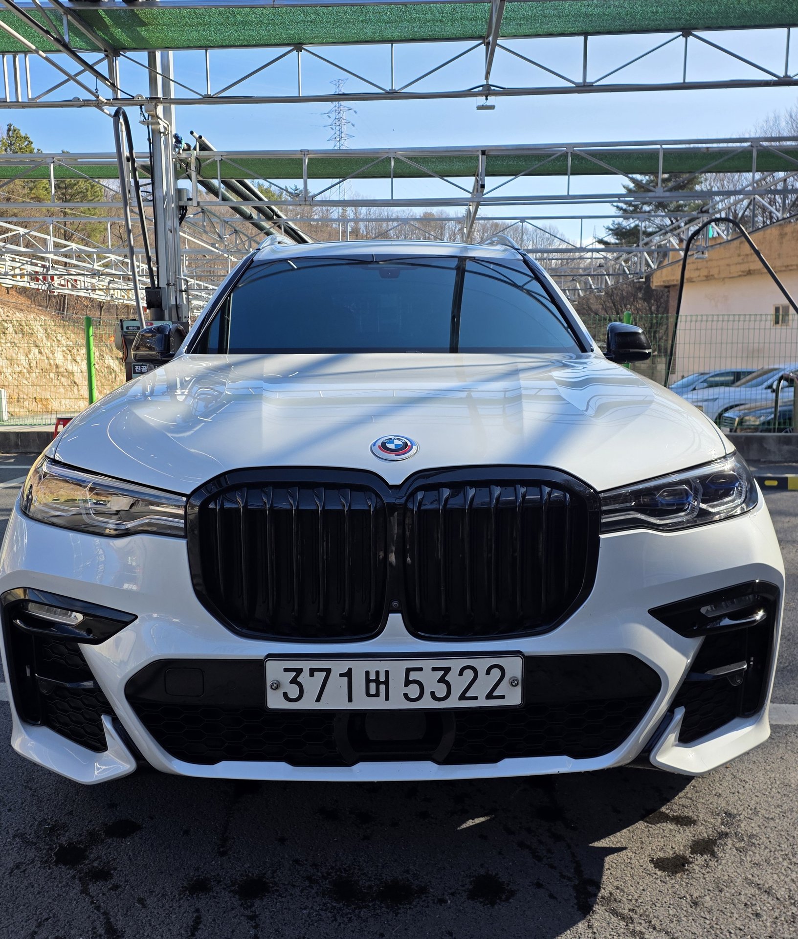 BMW X7 - View 1