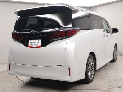 2023 TOYOTA ALPHARD photo 3