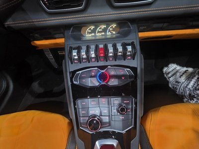 LAMBORGHINI HURACAN - 5