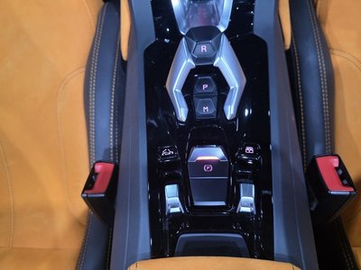 LAMBORGHINI HURACAN - 8