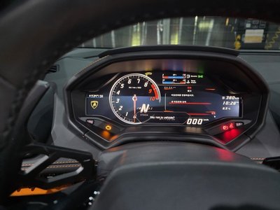 LAMBORGHINI HURACAN - 7