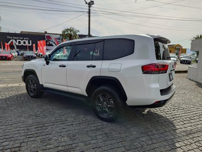 TOYOTA LAND CRUISER 300 - 4