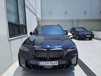 صورة 1 لـ 2024 BMW X5