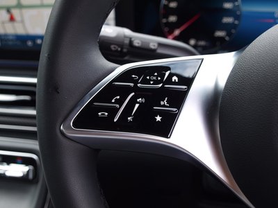 صورة مصغرة 35 لـ 2025 Mercedes-BENZ V-CLASS