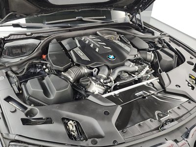 2023 BMW 5 SERIES photo 7