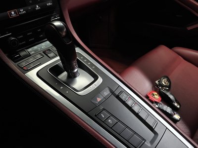 2021 Porsche 718 — миниатюра 12