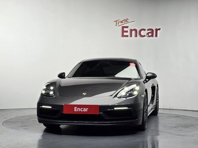 2021 Porsche 718 照片 2