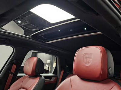 2024 Porsche CAYENNE — миниатюра 24