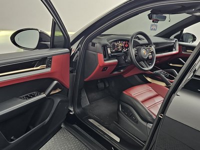 2024 Porsche CAYENNE — миниатюра 13
