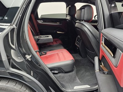 2024 Porsche CAYENNE — миниатюра 17