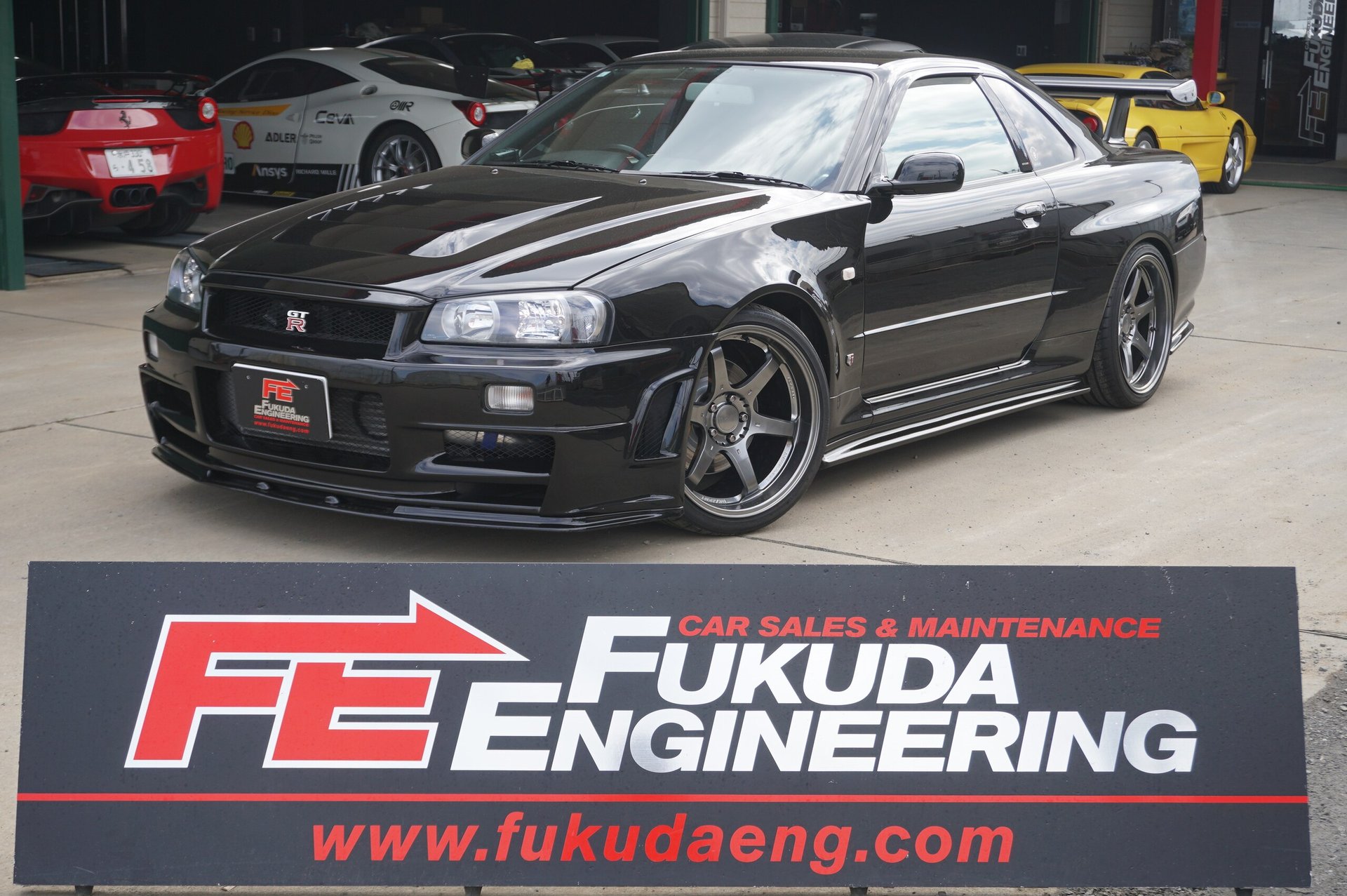 NISSAN SKYLINE GT-R - View 1