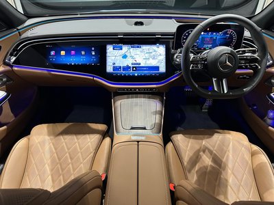 MERCEDES-BENZ E-CLASS - 2