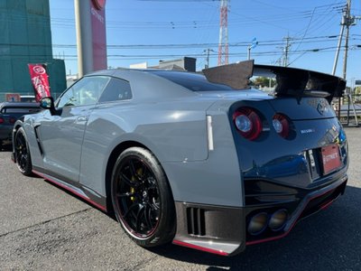 NISSAN GT-R - 4
