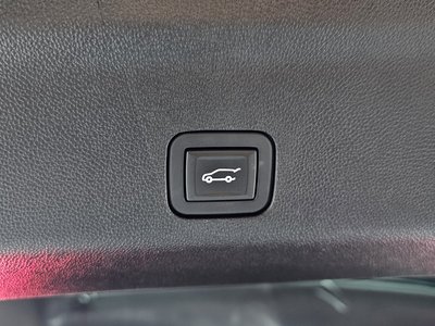 2023 Cadillac ESCALADE 5TH GENERATION thumbnail 17