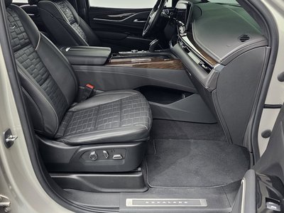 2023 Cadillac ESCALADE 5TH GENERATION thumbnail 11