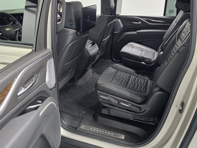 2023 Cadillac ESCALADE 5TH GENERATION thumbnail 12