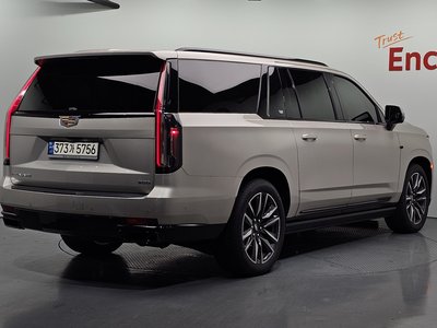 صورة 3 لـ 2023 Cadillac ESCALADE 5TH GENERATION