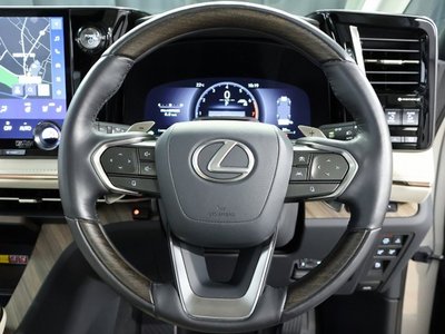 2024 Lexus LM 缩略图 11