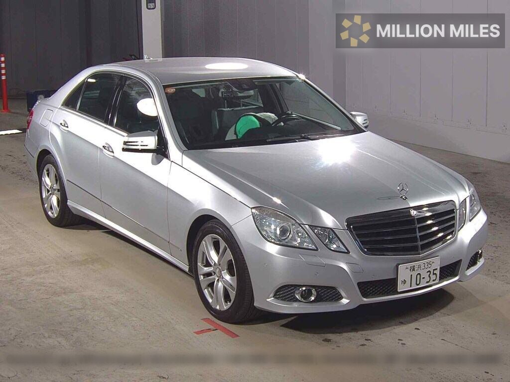 MERCEDES-BENZ E-CLASS - View 1