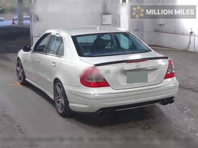 MERCEDES-BENZ E-CLASS - 2