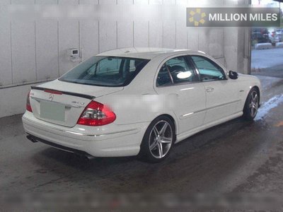 MERCEDES-BENZ E-CLASS - 5